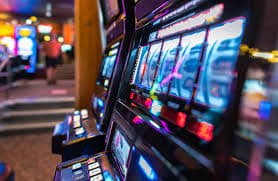 Layar menunjukkan berbagai pilihan taruhan olahraga dan game di bandarsbo